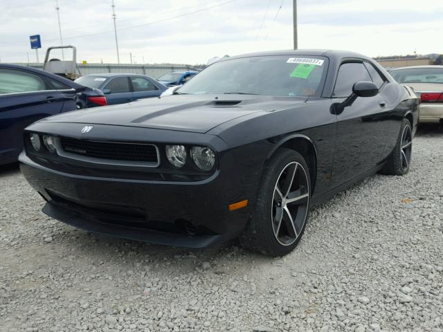 2B3CJ4DV4AH174627 - 2010 DODGE CHALLENGER BLACK photo 2