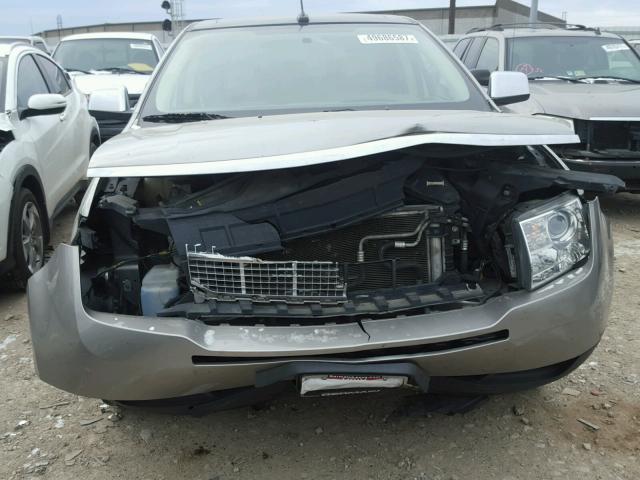 2LMDU88C68BJ20186 - 2008 LINCOLN MKX SILVER photo 9