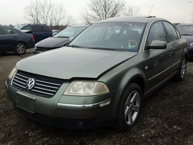 WVWTH63B93P335842 - 2003 VOLKSWAGEN PASSAT GLX GREEN photo 2