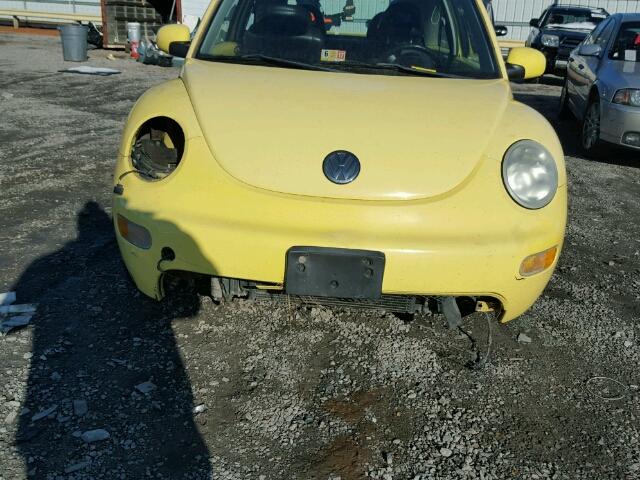 3VWED21C61M481253 - 2001 VOLKSWAGEN NEW BEETLE YELLOW photo 9