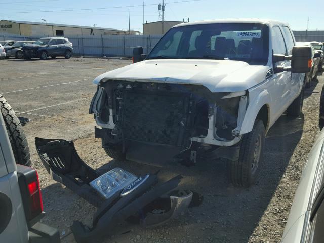 1FT7W2A65BEC39951 - 2011 FORD F250 SUPER WHITE photo 2