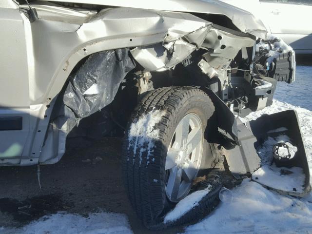 1J8HG48K48C168593 - 2008 JEEP COMMANDER 灰色 照片 9