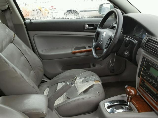 WVWYH63B93E122276 - 2003 VOLKSWAGEN PASSAT GLX 绿色 照片 9