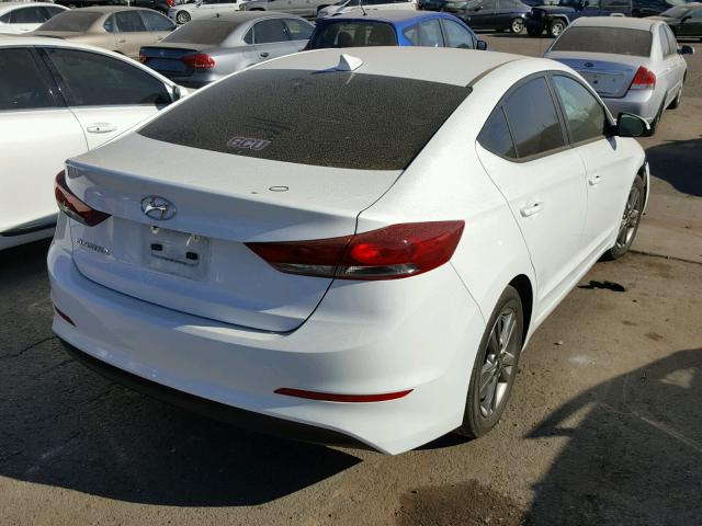 5NPD84LFXHH000412 - 2017 HYUNDAI ELANTRA SE WHITE photo 4