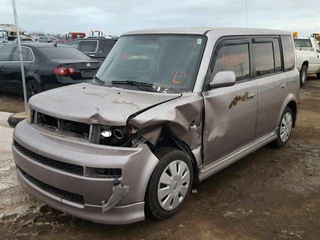 JTLKT324964105806 - 2006 TOYOTA SCION XB GRAY photo 2