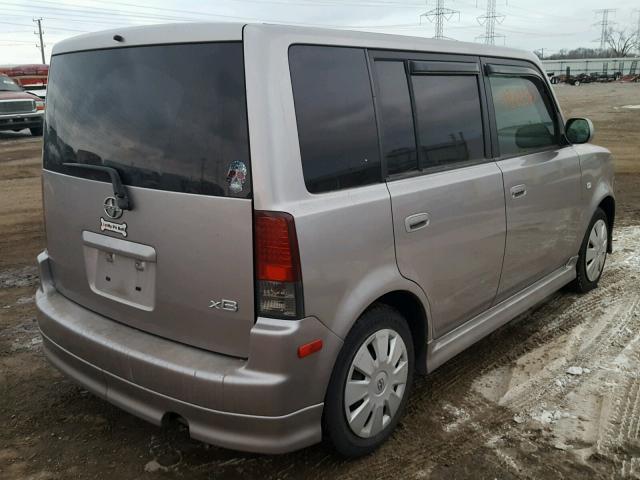 JTLKT324964105806 - 2006 TOYOTA SCION XB GRAY photo 4