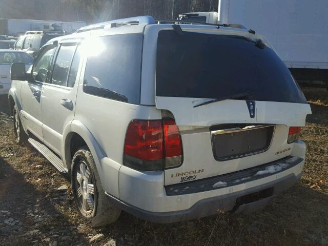 5LMEU88H04ZJ43821 - 2004 LINCOLN AVIATOR 白色 照片 3