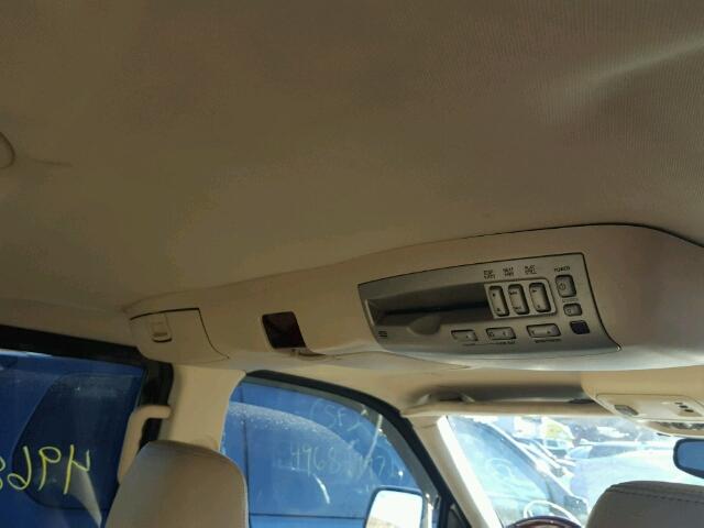 5LMEU88H04ZJ43821 - 2004 LINCOLN AVIATOR 白色 照片 9