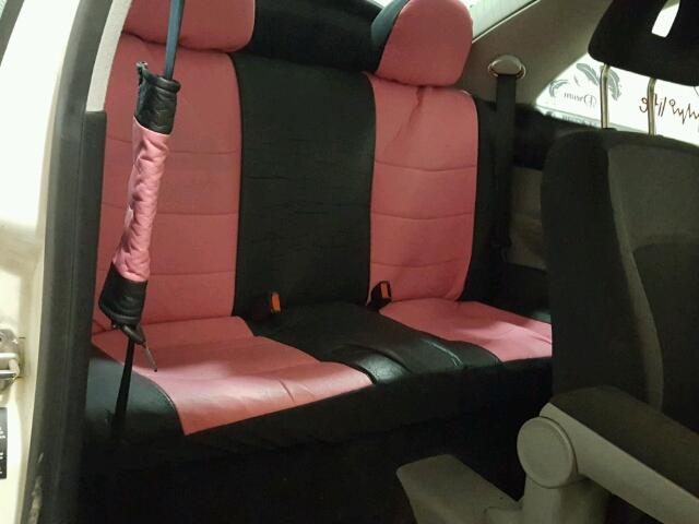 3VWCC21C2YM423872 - 2000 VOLKSWAGEN NEW BEETLE 白色 照片 6