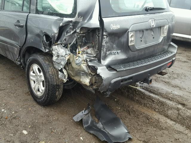 5FNYF28117B003057 - 2007 HONDA PILOT LX GRAY photo 9