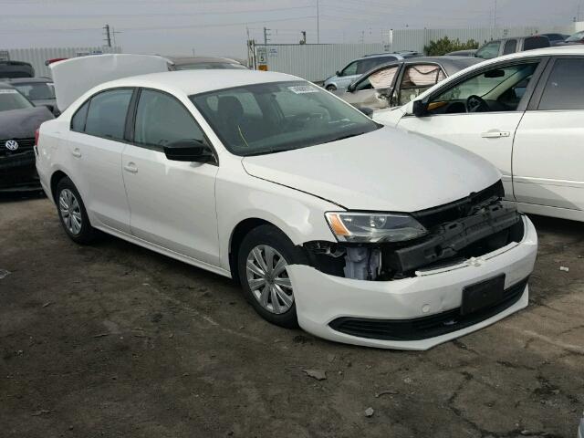 3VW2K7AJ3DM406213 - 2013 VOLKSWAGEN JETTA BASE WHITE photo 1