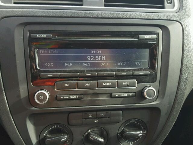 3VW2K7AJ3DM406213 - 2013 VOLKSWAGEN JETTA BASE 白色 照片 9