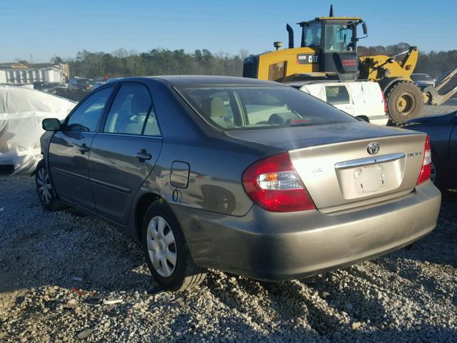 4T1BE32K62U615637 - 2002 TOYOTA CAMRY LE GRAY photo 3