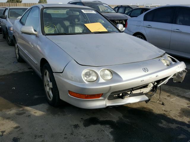 JH4DC446XWS009931 - 1998 ACURA INTEGRA GS SILVER photo 1