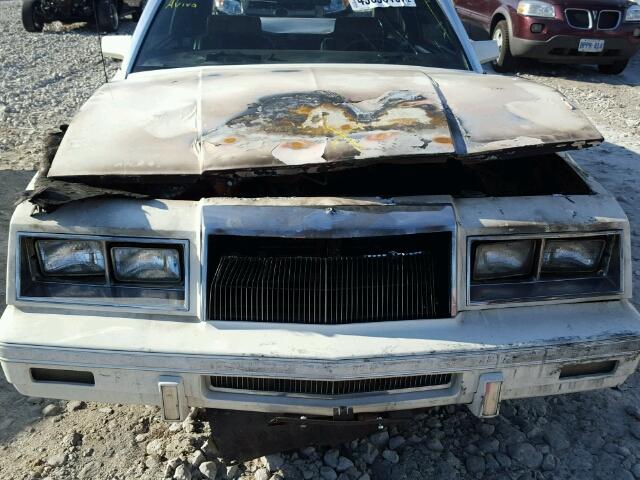 1C3BC55G3DG103384 - 1983 CHRYSLER LEBARON 白色 照片 9