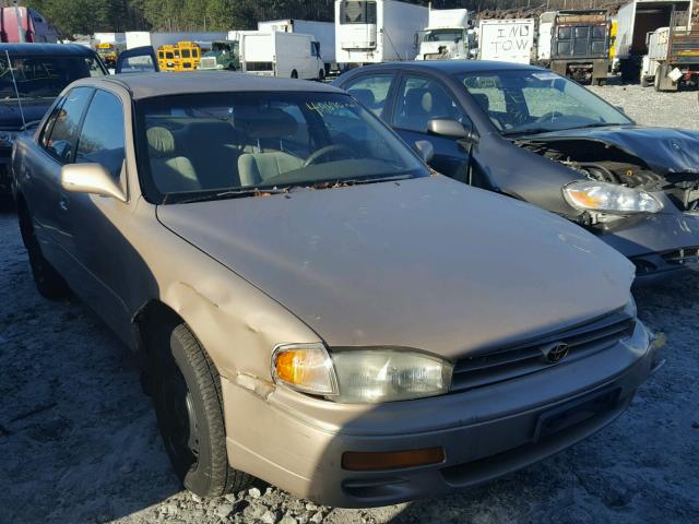 4T1BF12K8TU136638 - 1996 TOYOTA CAMRY LE თაფლისფერი ფოტო 1
