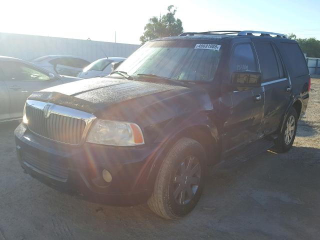 5LMFU27RX4LJ04345 - 2004 LINCOLN NAVIGATOR 黑色 照片 2