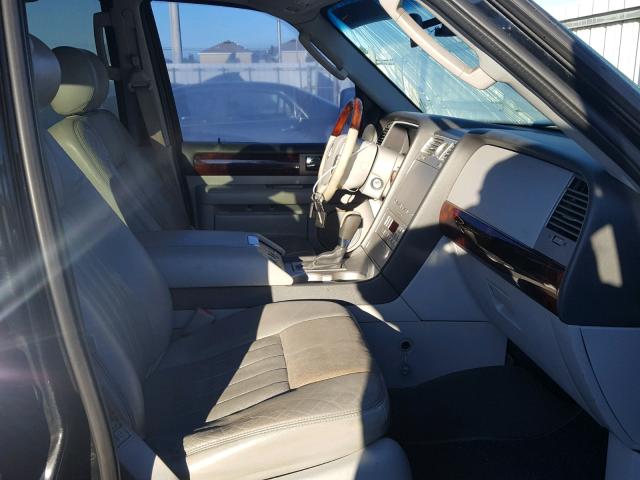 5LMFU27RX4LJ04345 - 2004 LINCOLN NAVIGATOR 黑色 照片 5