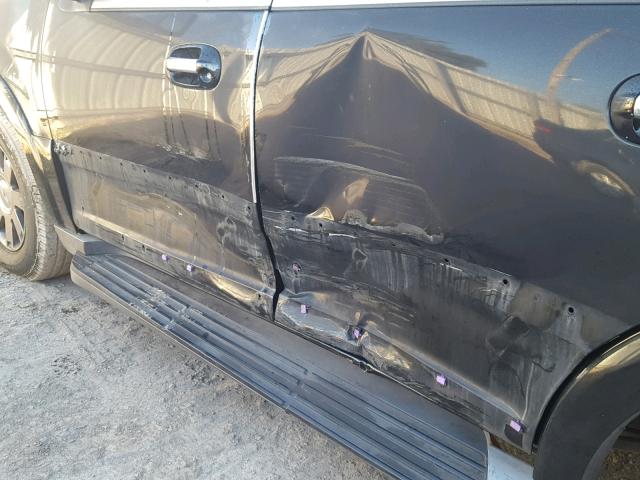 5LMFU27RX4LJ04345 - 2004 LINCOLN NAVIGATOR 黑色 照片 9