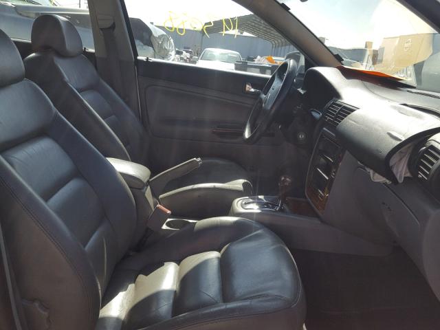 WVWTH63B11E171107 - 2001 VOLKSWAGEN PASSAT GLX SILVER photo 5