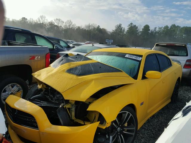 2C3CDXGJ9CH270244 - 2012 DODGE CHARGER SU YELLOW photo 2