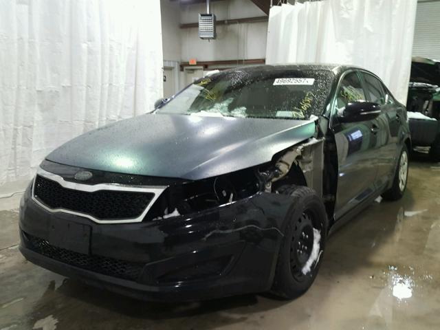 KNAGM4A77B5055618 - 2011 KIA OPTIMA LX BLACK photo 2