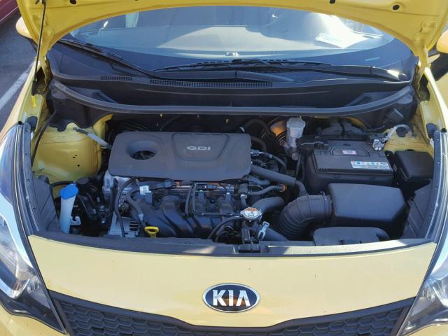 KNADM4A33G6611781 - 2016 KIA RIO LX YELLOW photo 7