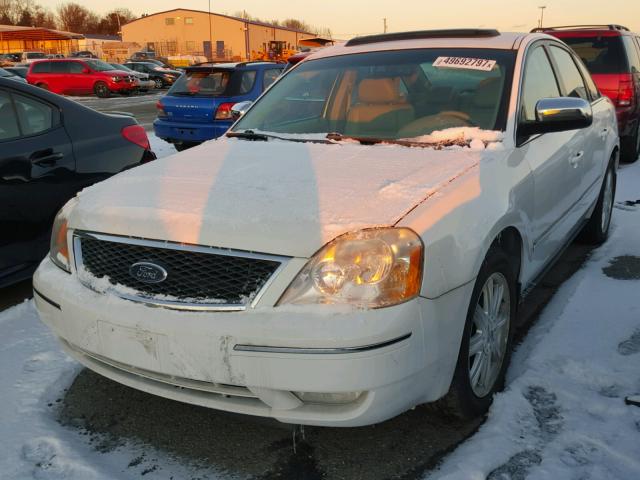 1FAHP28116G115879 - 2006 FORD FIVE HUNDR WHITE photo 2