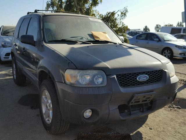 1FMYU93157KA30959 - 2007 FORD ESCAPE XLT BLACK photo 1