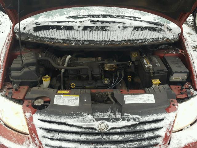 1C4GP45R55B352298 - 2005 CHRYSLER TOWN & COU RED photo 7