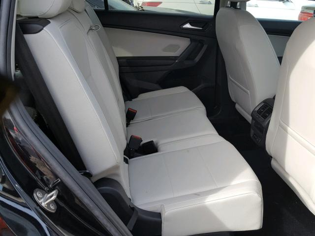 3VV3B7AX0JM060128 - 2018 VOLKSWAGEN TIGUAN SE BLACK photo 6