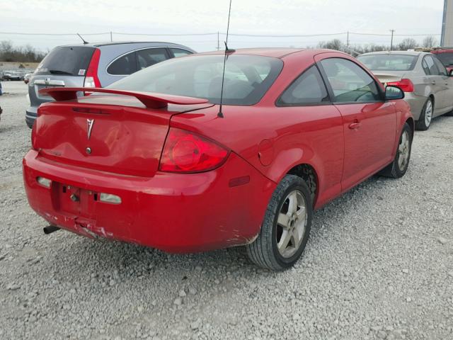 1G2AS18H997272957 - 2009 PONTIAC G5 RED photo 4