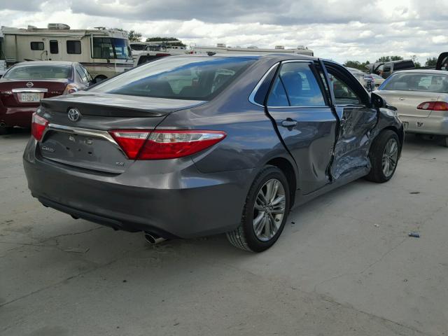 4T1BF1FK9FU113657 - 2015 TOYOTA CAMRY LE GRAY photo 4