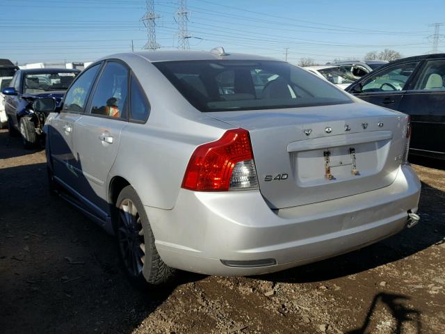 YV1382MS7A2490269 - 2010 VOLVO S40 2.4I SILVER photo 3