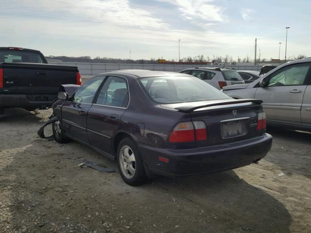 1HGCD5603VA236764 - 1997 HONDA ACCORD SE PURPLE photo 3