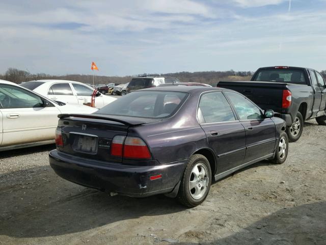 1HGCD5603VA236764 - 1997 HONDA ACCORD SE PURPLE photo 4