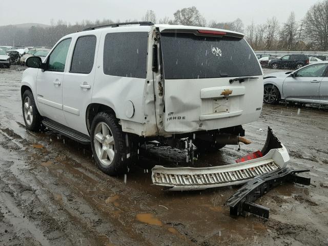 1GNFC130X8R114475 - 2008 CHEVROLET TAHOE C150 WHITE photo 3