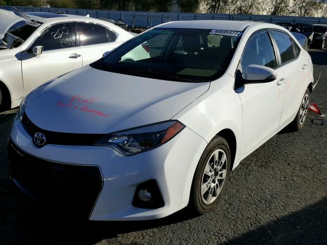 5YFBURHEXFP272412 - 2015 TOYOTA COROLLA L WHITE photo 2