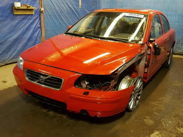 YV1RH592372617399 - 2007 VOLVO S60 2.5T RED photo 2