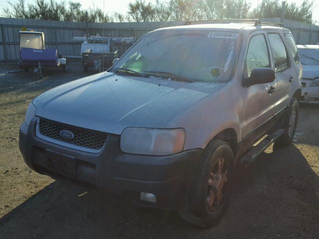 1FMYU93113KE09595 - 2003 FORD ESCAPE XLT SILVER photo 2