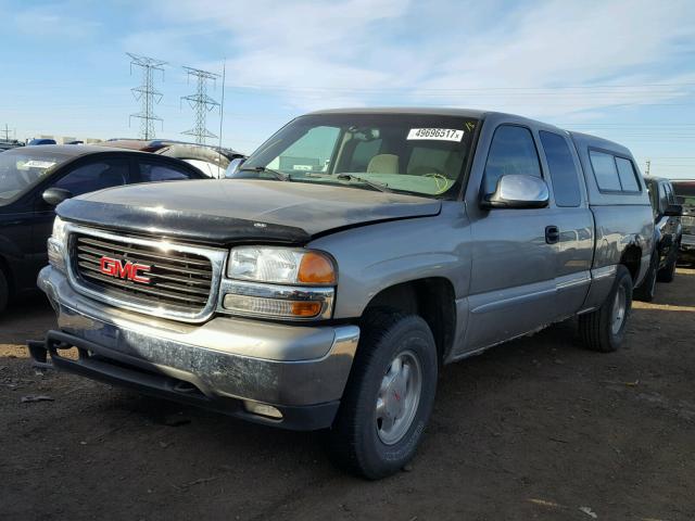 1GTEK19T7YZ296886 - 2000 GMC NEW SIERRA BEIGE photo 2