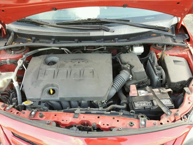 2T1BU4EE9DC953746 - 2013 TOYOTA COROLLA BA RED photo 7