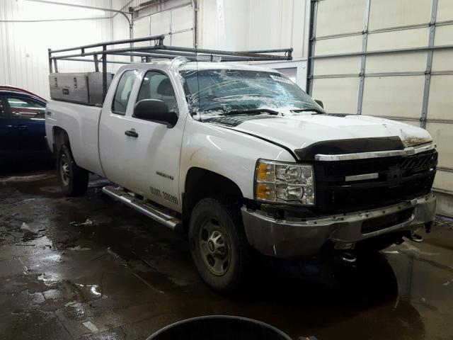 1GC2KVCG4DZ308234 - 2013 CHEVROLET SILVERADO WHITE photo 1