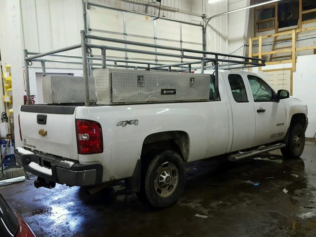 1GC2KVCG4DZ308234 - 2013 CHEVROLET SILVERADO WHITE photo 4