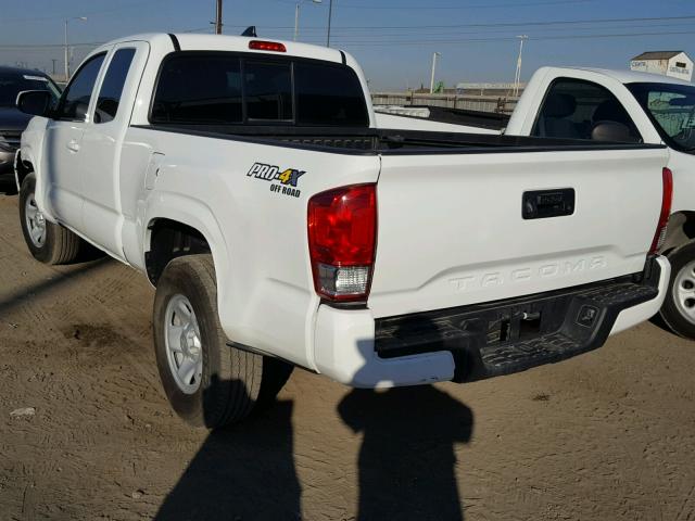 5TFRX5GN8HX080233 - 2017 TOYOTA TACOMA ACC WHITE photo 3