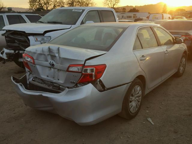 4T1BD1FKXDU082793 - 2013 TOYOTA CAMRY HYBR SILVER photo 4