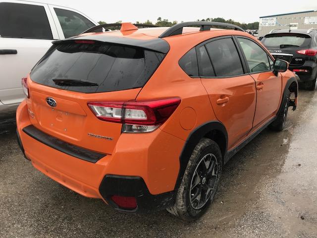 JF2GTADC4JH221329 - 2018 SUBARU CROSSTREK ORANGE photo 4