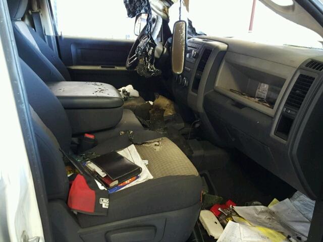 3C6TD5HTXCG184688 - 2012 DODGE RAM 2500 S WHITE photo 5