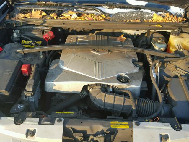 1GYEE637380102904 - 2008 CADILLAC SRX BLUE photo 7