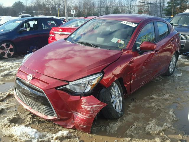 3MYDLBZV5GY126066 - 2016 TOYOTA SCION IA RED photo 2